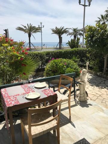 91 Promenade Des Anglais Le Stellamar Nice Eksteriør bilde
